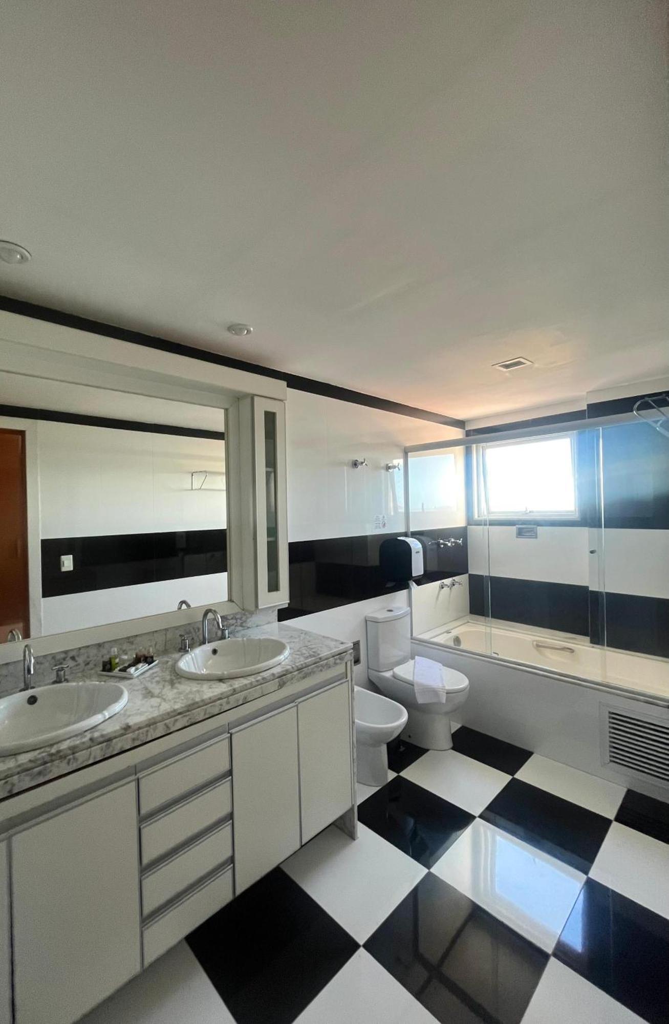 Royal Urban Macae Hotel エクステリア 写真